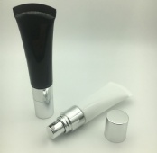 New Mold 30ml Cosmetic PE Soft Tube With Silver Airless Half Cap Pump